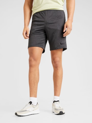 NIKE Regular Sportbroek in Zwart: voorkant