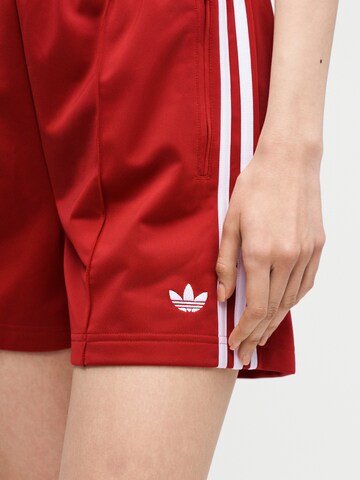 ADIDAS ORIGINALS Loosefit Παντελόνι 'Firebird Classic' σε κόκκινο