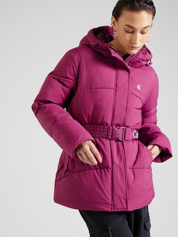 Veste d’hiver Calvin Klein Jeans en violet : devant