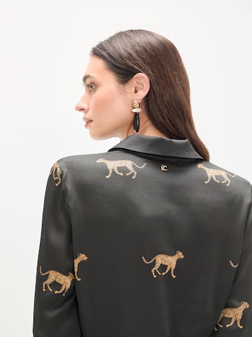 Lola Casademunt Pusero värissä musta