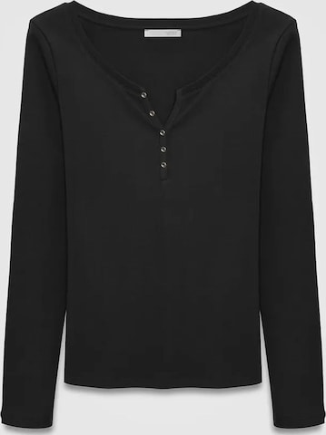 Dilvin - Blusa em preto: frente