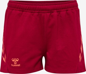 Hummel Regular Workout Pants in Red: front