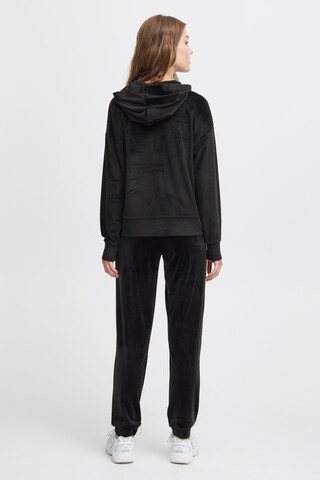 Oxmo Sweatsuit in Black