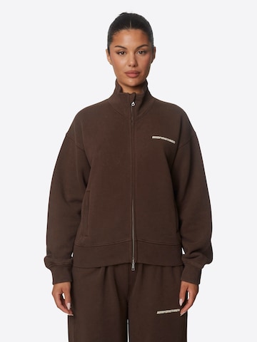 Good For Nothing Swetjacke in Braun: Vorderseite