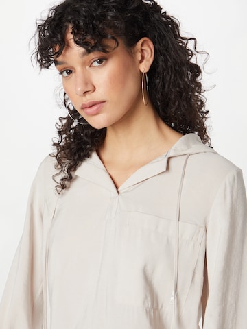 comma casual identity Bluse in Beige