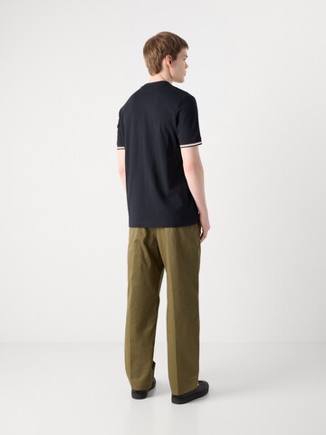 Tricou 'Thompson' de la BOSS pe albastru