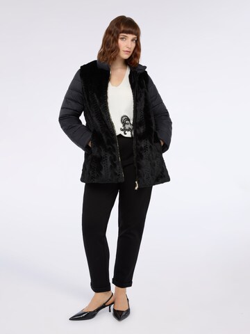 Manteau d’hiver Fiorella Rubino en noir