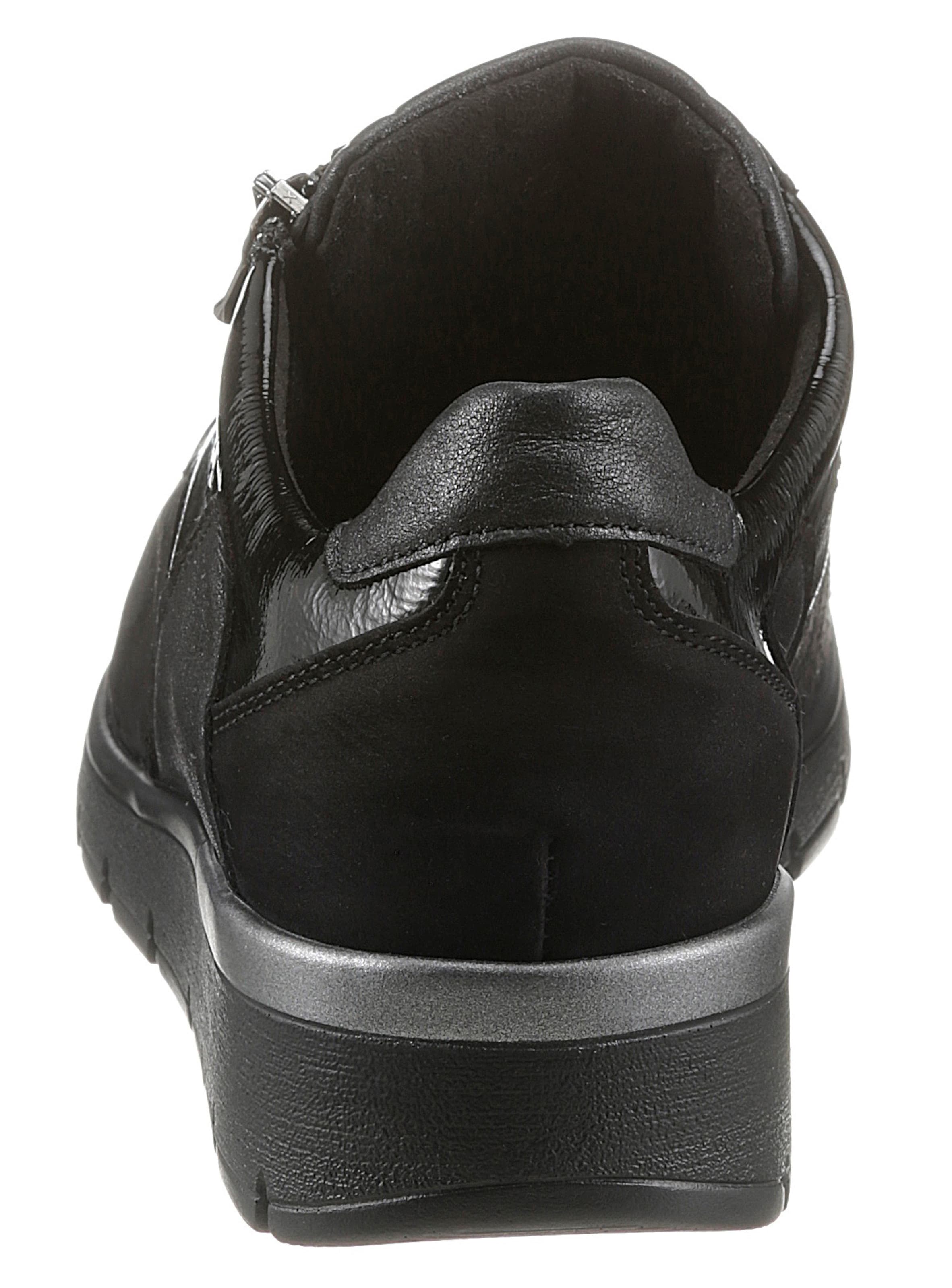 WALDLÄUFER Sneakers in Black