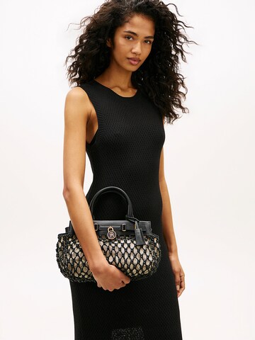 TOMMY HILFIGER Handtas 'The American' in Zwart