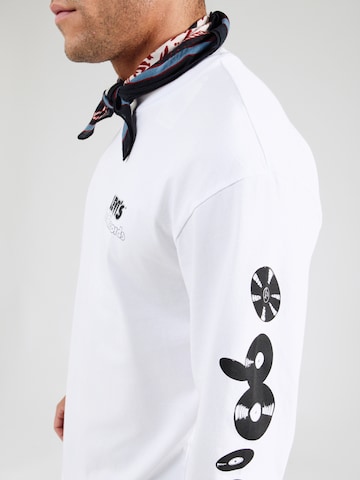 balts LEVI'S ® T-Krekls 'GR AUTHENTIC'