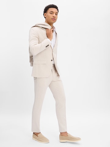 ROY ROBSON Slim fit Suit in Beige