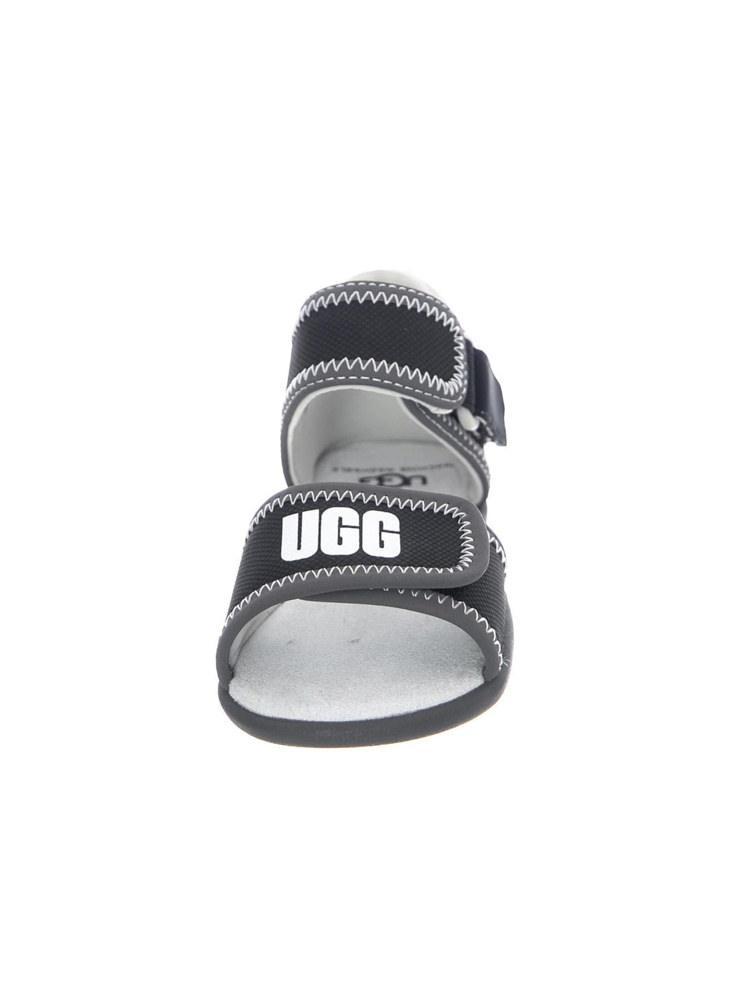 Sandalo 'Delta Sandals' di UGG in nero