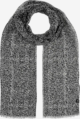 FRAAS Scarf in Black: front