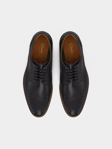 Chaussure à lacets 'CraftRemi' CLARKS en noir