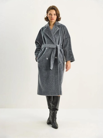 Bianco Lucci Tussenmantel in Grijs