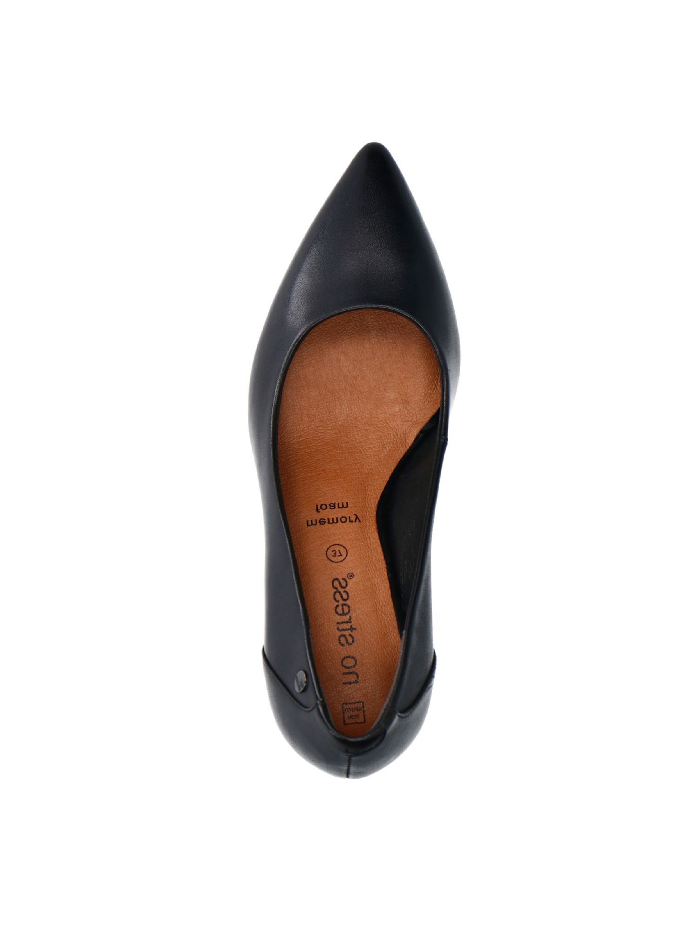 MANFIELD Pumps in Black