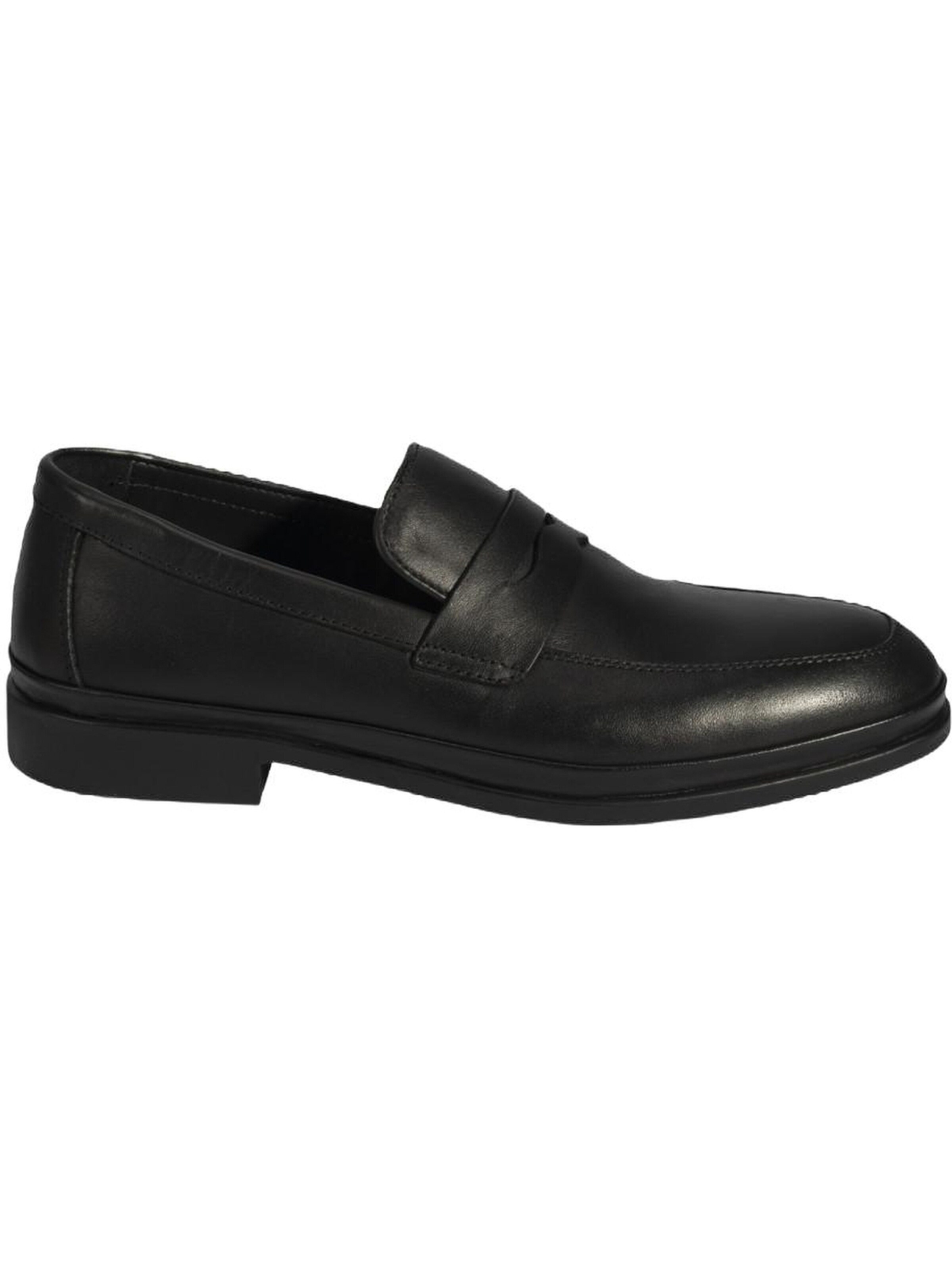 Desa Moccasins in Black