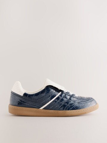 Next Platform trainers in Blue