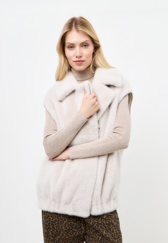 CESARE GASPARI Winter coat in White