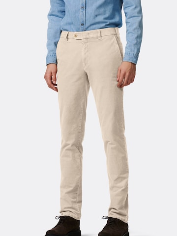 MMXGERMANY Slim fit Chino Pants in Beige: front