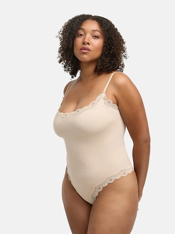 cfab (formerly creamy fabrics) - Body 'Bodysuit String mit Lace' en beige