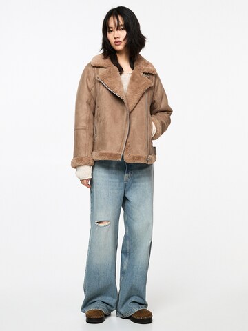 Pull&Bear Zimní bunda – hnědá
