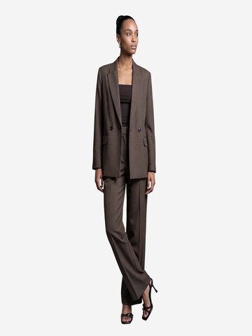 Wide leg Pantaloni di Dilvin in marrone