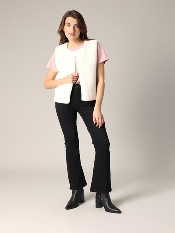 Gilet 'FUZZY' Deeluxe en blanc