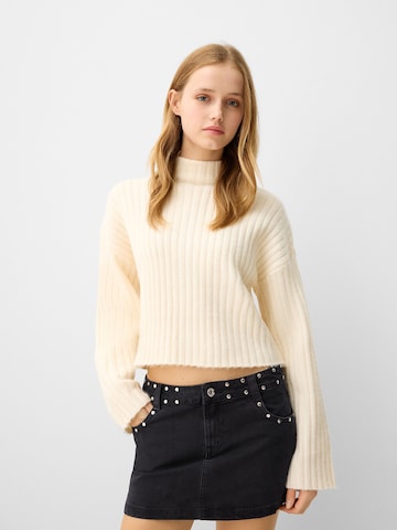 Bershka Krilo | črna barva: sprednja stran