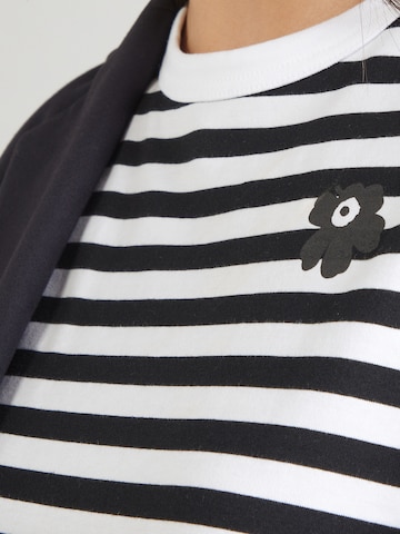 Marimekko Тениска в бяло