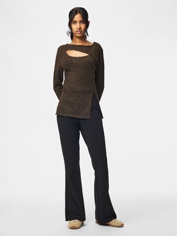 PIECES Pullover 'VALLIE' i brun