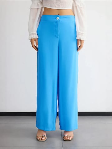 Hiccup - Perna larga Calças em azul: frente