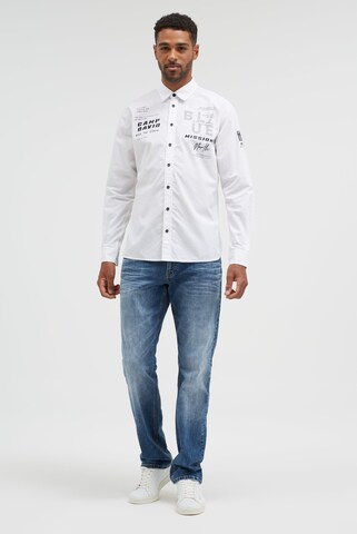 CAMP DAVID Regular Fit Hemd in Weiß