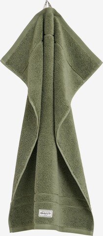 GANT Towel in Green