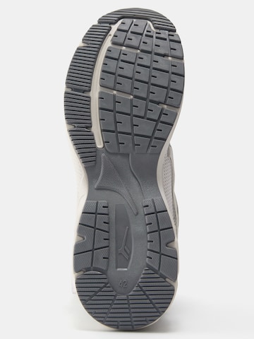 Pull&Bear Rövid szárú sportcipők - bézs