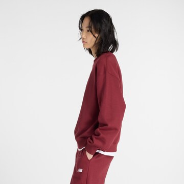 Sweat-shirt 'Essentials' new balance en rouge
