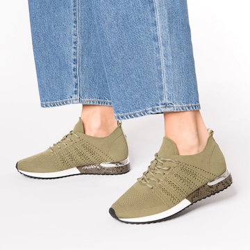 LA STRADA Sneakers in Green