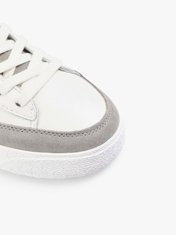 balts Scalpers Zemie brīvā laika apavi ' '