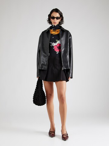 Tricou de la Moschino Jeans pe negru