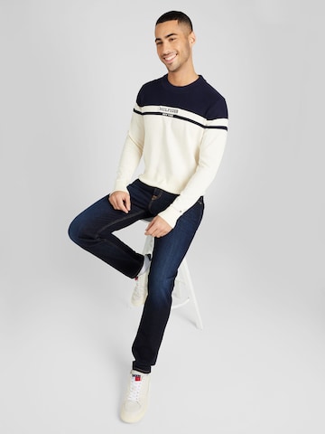 Pullover di TOMMY HILFIGER in beige