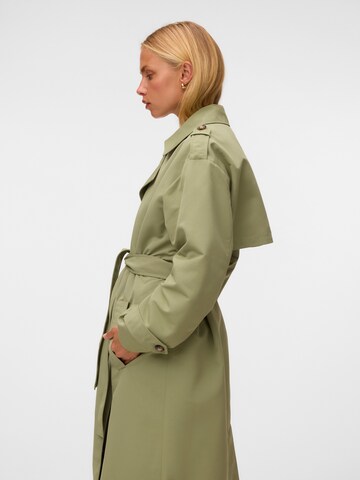 Cappotto di mezza stagione 'VMCHLOE' di VERO MODA in verde