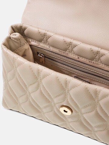 GUESS Schultertasche 'Maxine' in Beige