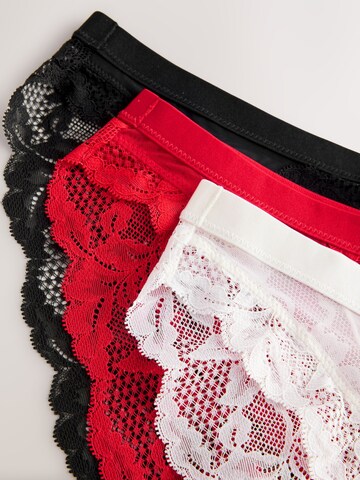 Next - Braga en rojo