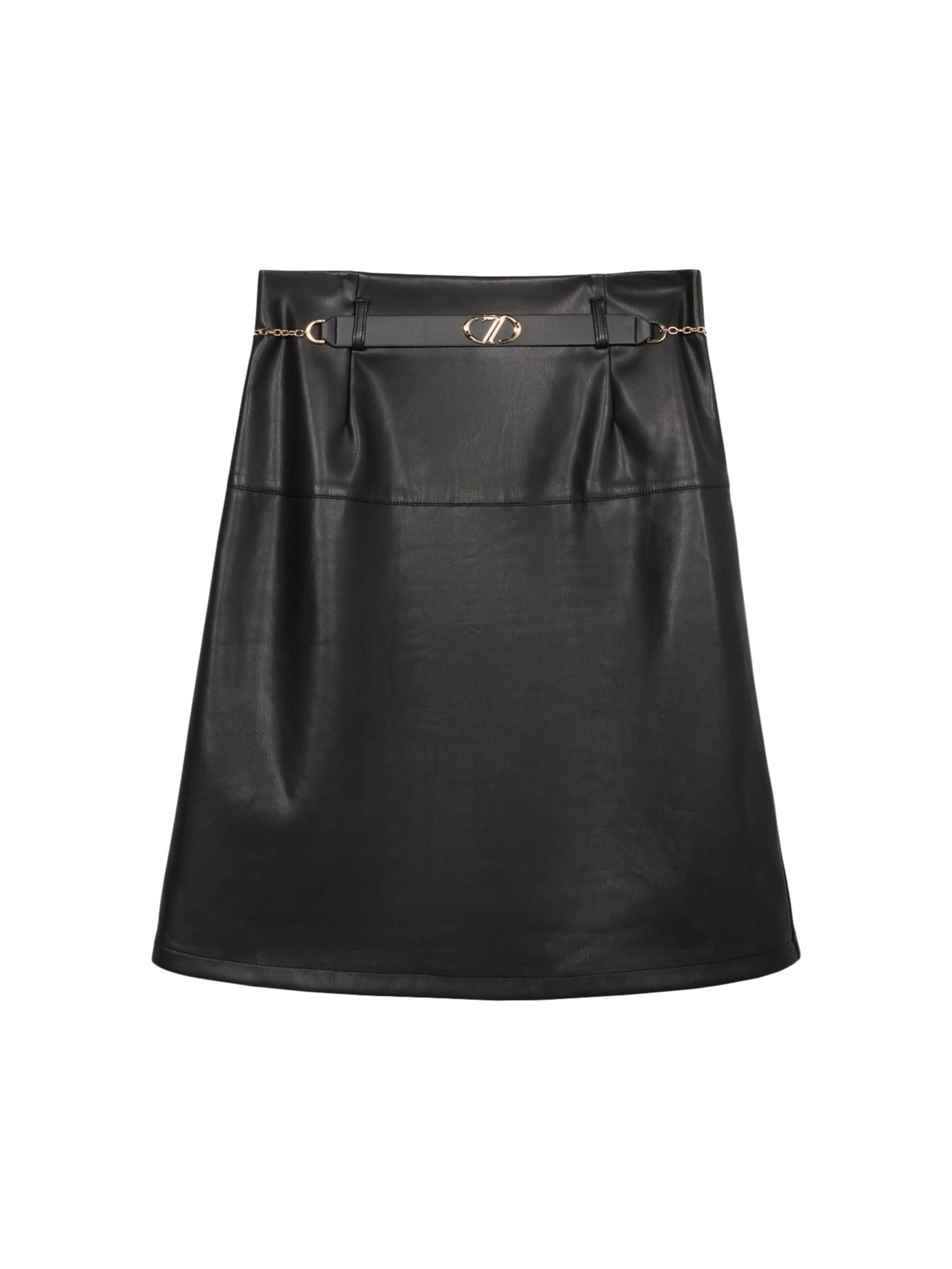 Gonna di oltre in nero: frontale