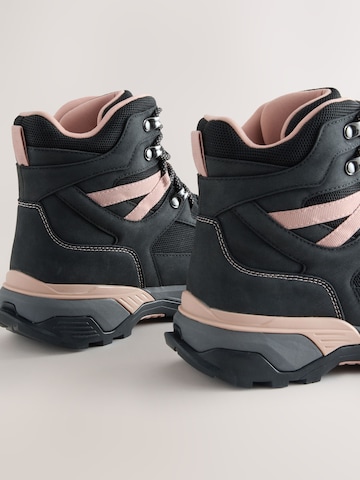 Stivaletto stringato 'Forever Comfort®' di Next in nero