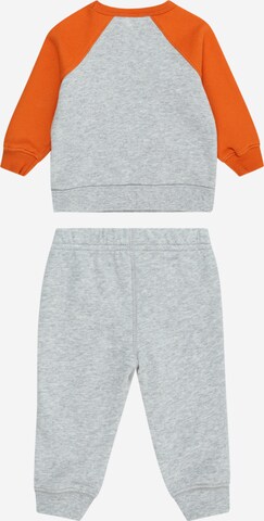 Carter's - Ropa para correr en gris