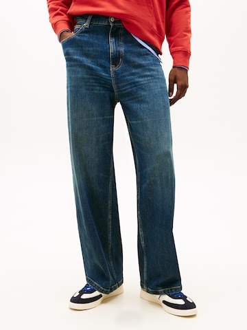 Tommy JeansLoosefit Traperice 'THEO' - plava boja: prednji dio