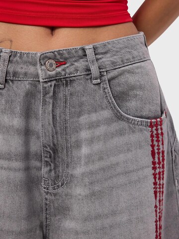 IT'S BASIC Baggy Jeans 'BERMUDA DENIM SHORT'‌‌ in Grau
