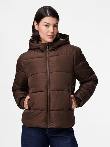 PIECES Winter jacket 'PCBee' in Brown: front