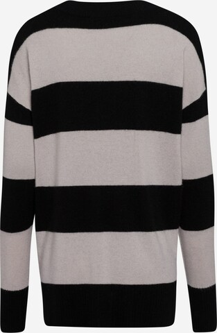 MARC AUREL Sweater in Black